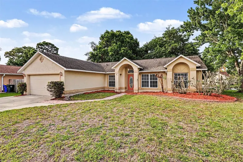 805 Topaz Dr, FL