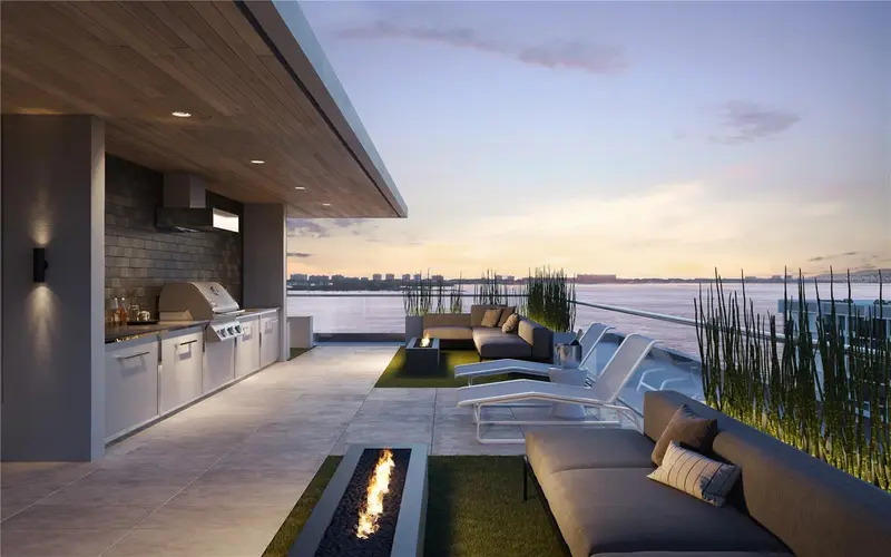 688 Golden Gate Point #302, FL