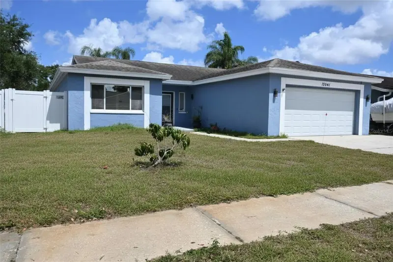 12041 70th St, FL