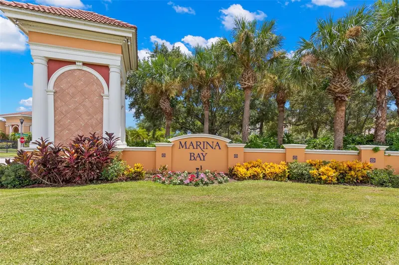 6 Academy Way S #221, FL