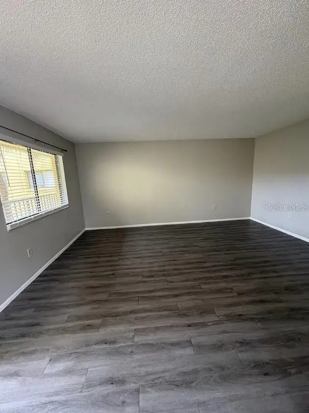 2683 Oak Park Way #214, FL