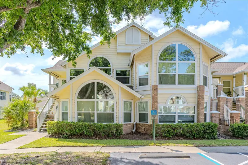 5004 Laguna Bay Cir #48, FL
