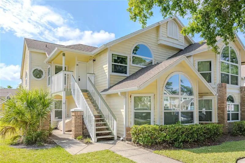 5004 Laguna Bay Cir #48, FL
