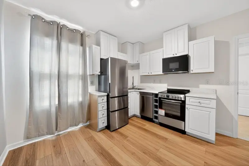 33470 Always Dreaming Ct, FL
