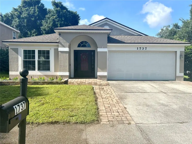 1737 Setting Sun Loop, FL