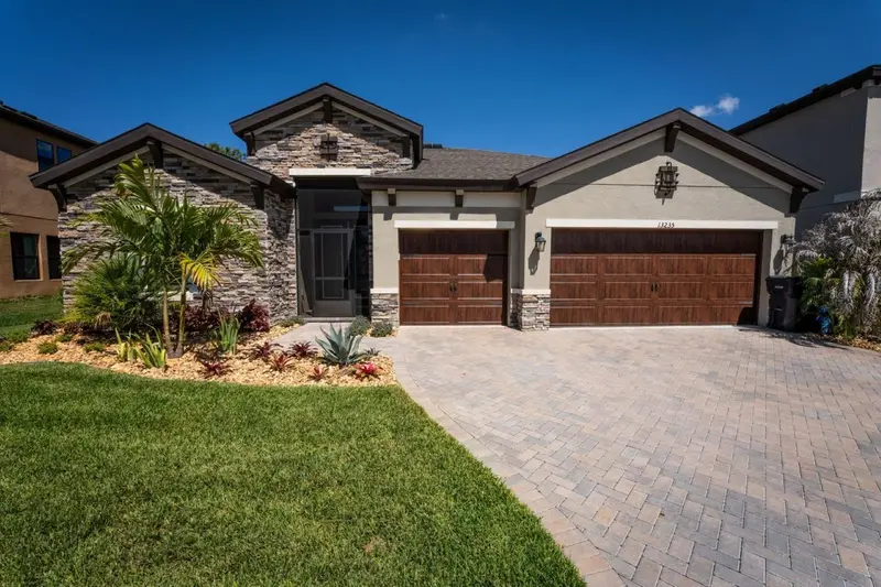 13235 Wildflower Meadow Dr, FL