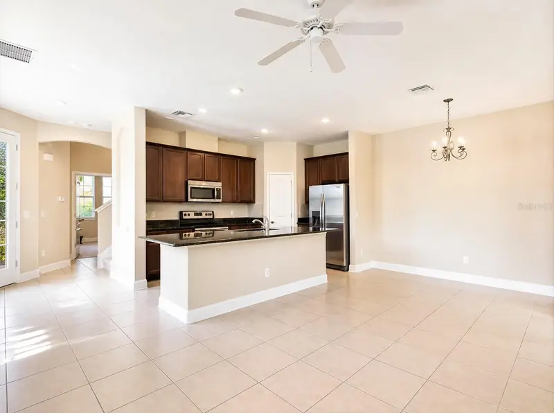 8602 Via Tavoleria Way, FL