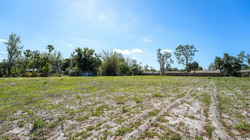 2424 Ashton Rd, FL