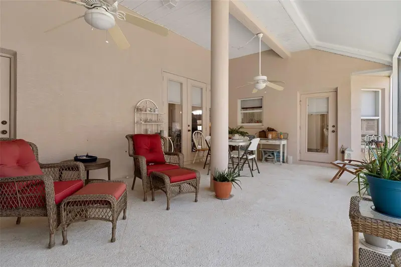 382 Royal Palm Way, FL