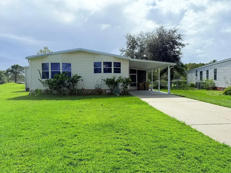 220 Ellsworth Dr, FL