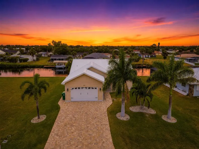 4462 Ewing Cir, FL