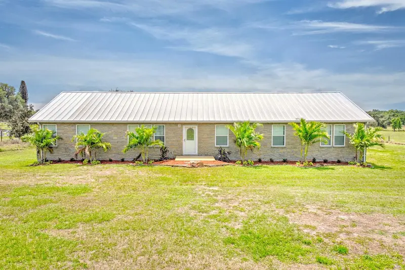 325 Stenstrom Rd, FL