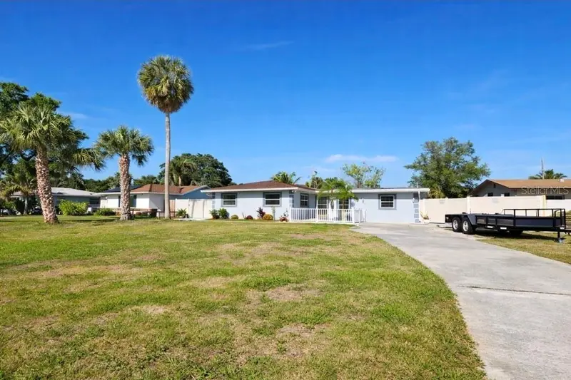 6316 Fairway Blvd, FL