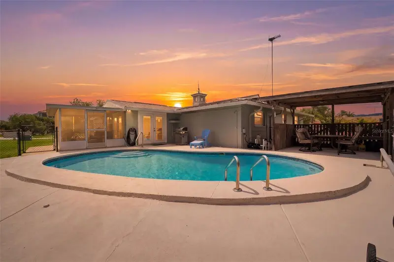 4832 Shell Stream Blvd, FL