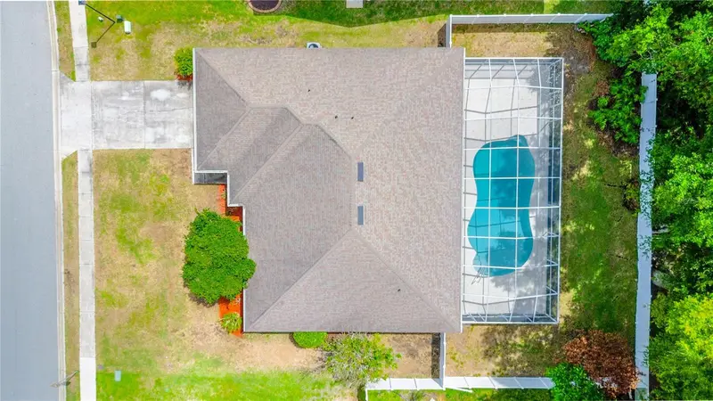 707 Powder Horn Row, FL
