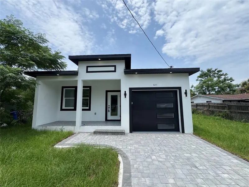611 Elm St, FL