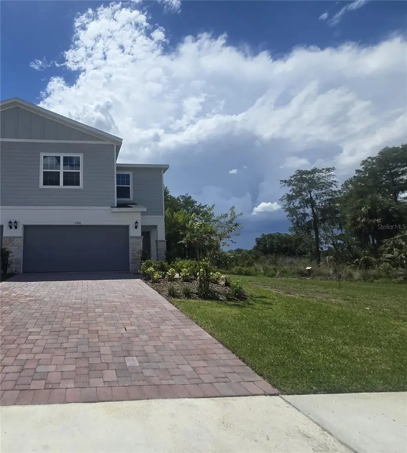 2536 Starry Pt, FL