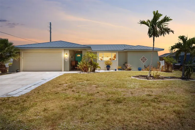 200 Belaire Ct, FL