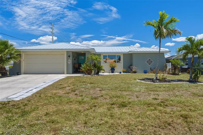 200 Belaire Ct, FL