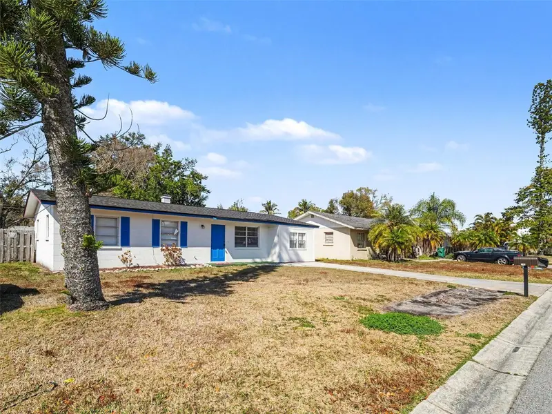 1207 22nd Ave W, FL
