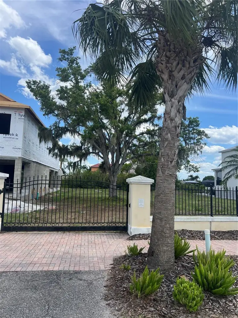 554 Estuary Shore Ln, FL