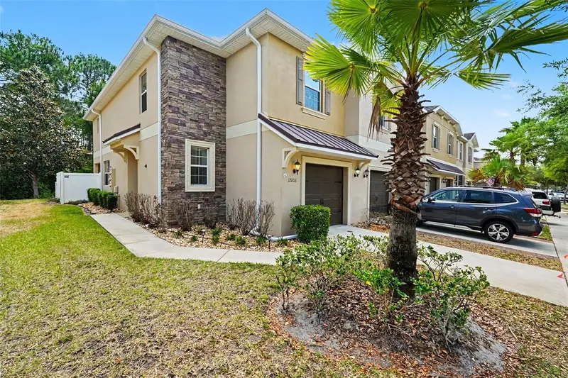 12006 Greengate Dr, FL