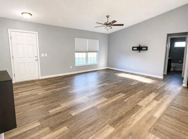 114 Juniper Loop Cir, FL
