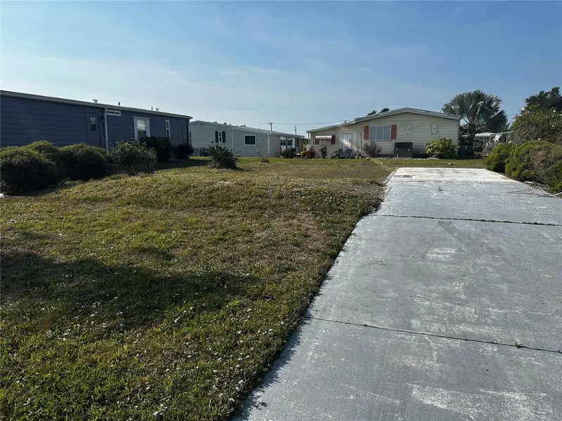 206 Schooner St, FL