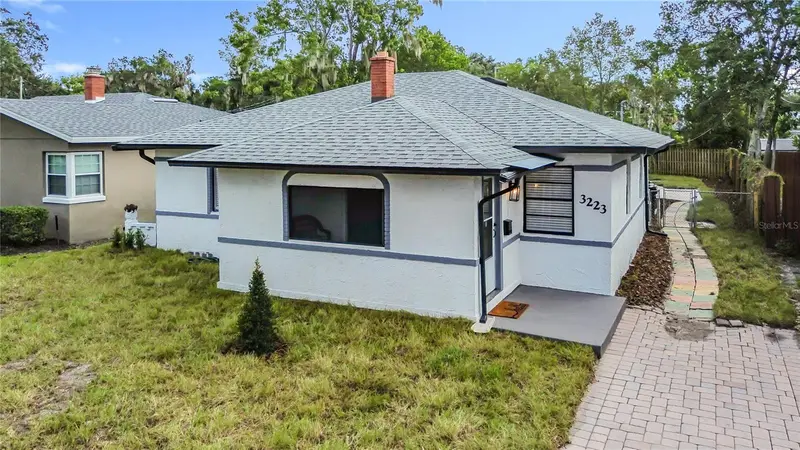 Lake Eola Heights listing