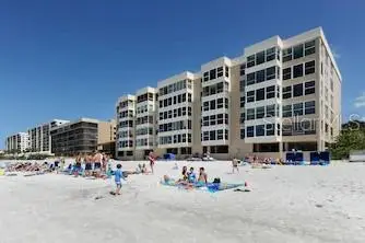 14800 Gulf Blvd #205, FL