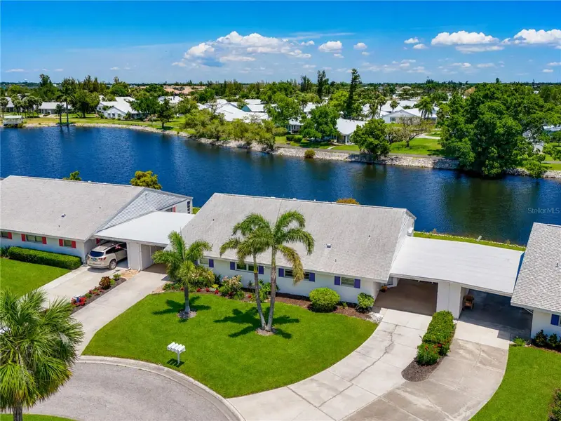 4603 Lexington Cir, FL