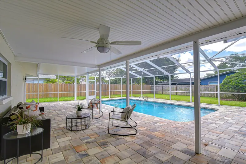 2167 Lakeview Rd, FL