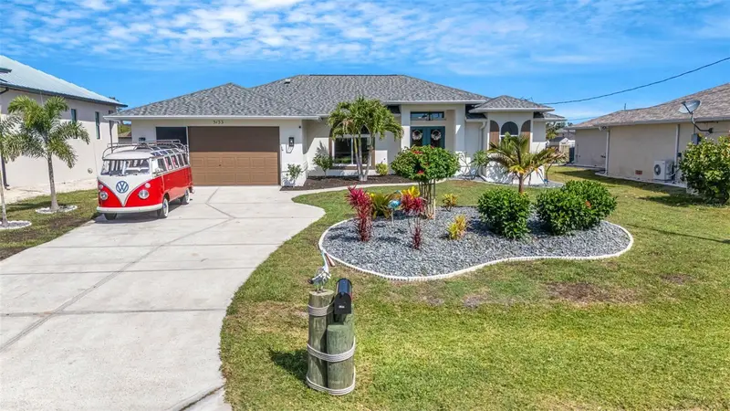 5133 Latham Ter, FL