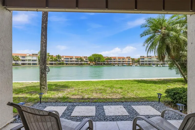 554 Plaza Seville Ct #103, FL
