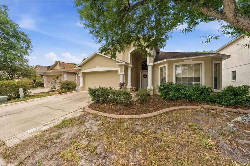 3324 Manor Cove Cir, FL