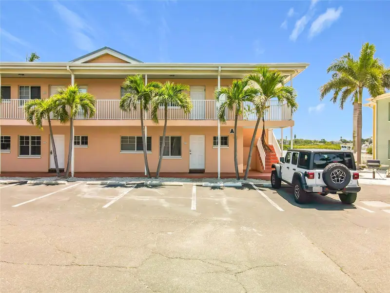 19417 Gulf Blvd #A-113, FL