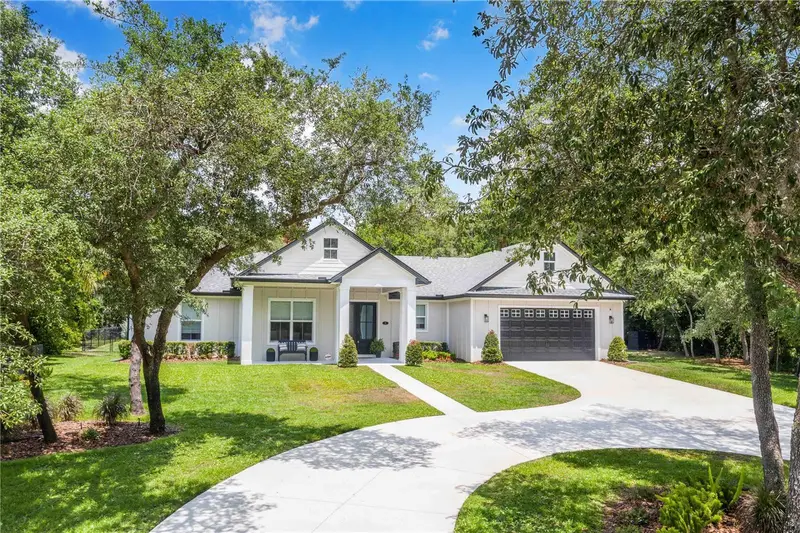 1 Pine Forest Dr, FL