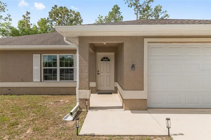 2 Hemlock Loop Dr, FL