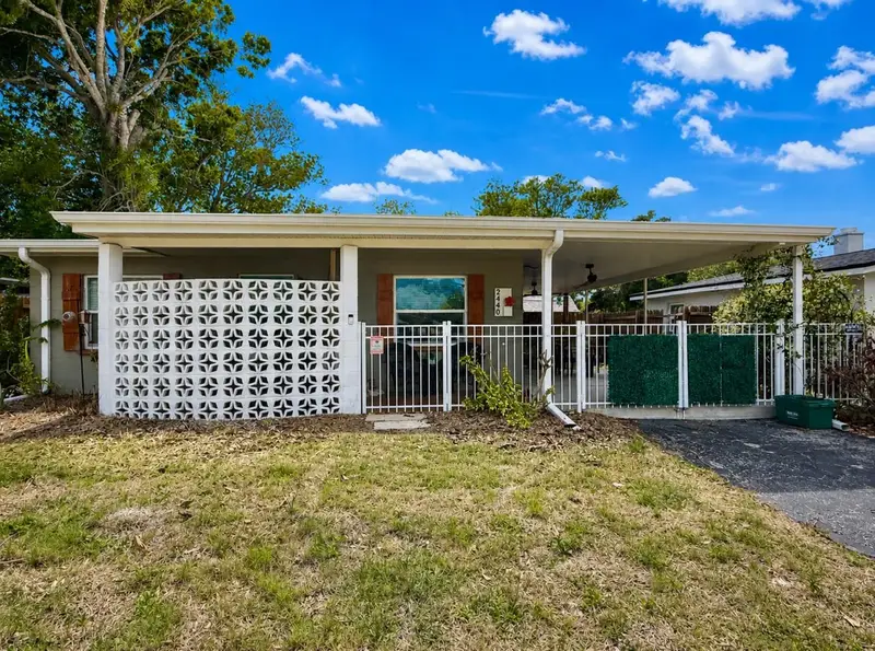 2440 Anastasia Dr, FL
