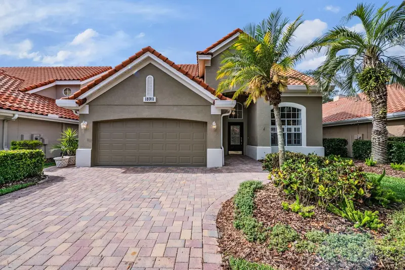18911 Avenue Biarritz, FL