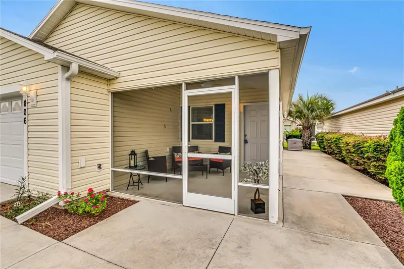 1806 Queensbury Ter, FL