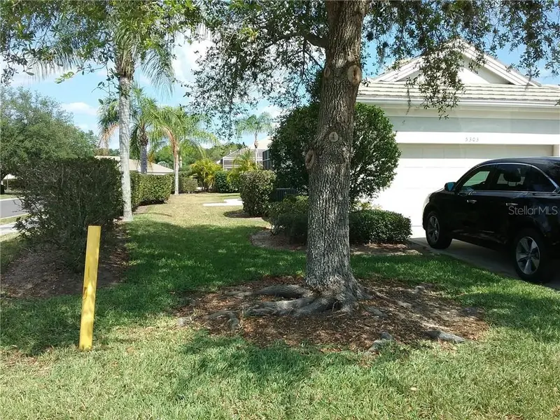 5303 E 97th Street Cir E #0, FL