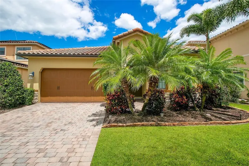 8407 Prestbury Dr, FL