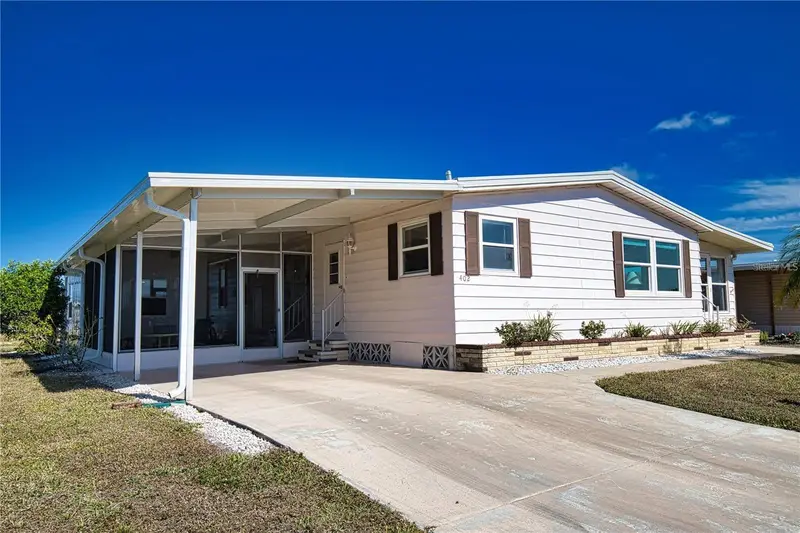 402 Chiquita, FL