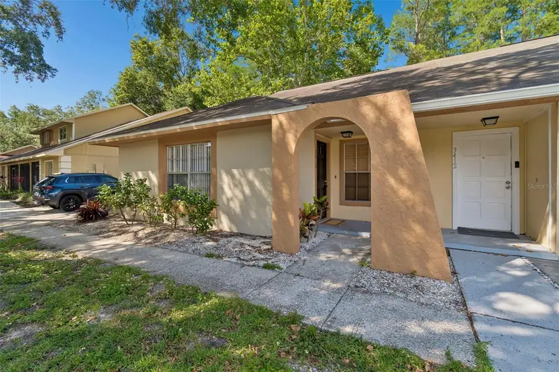 3410 Laurel Dale Dr, FL