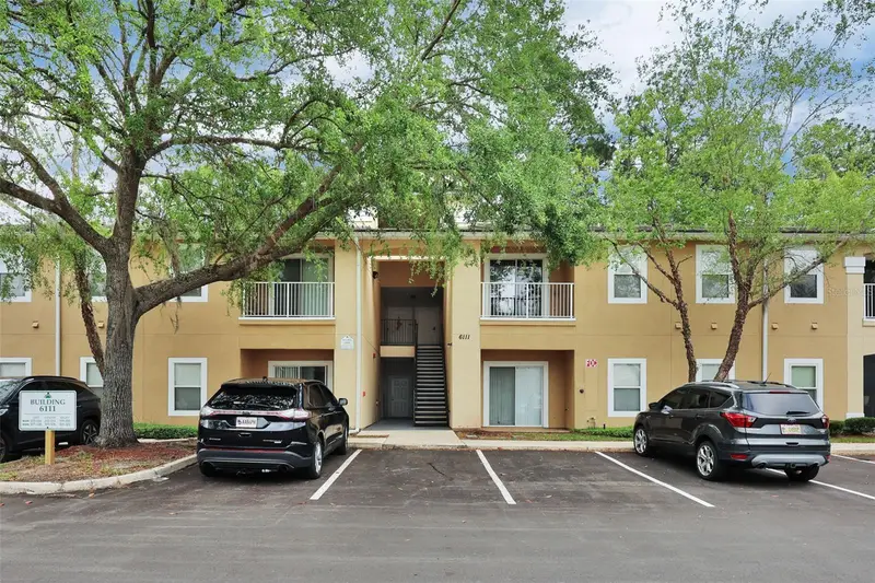 6111 Maggies Cir #110, FL