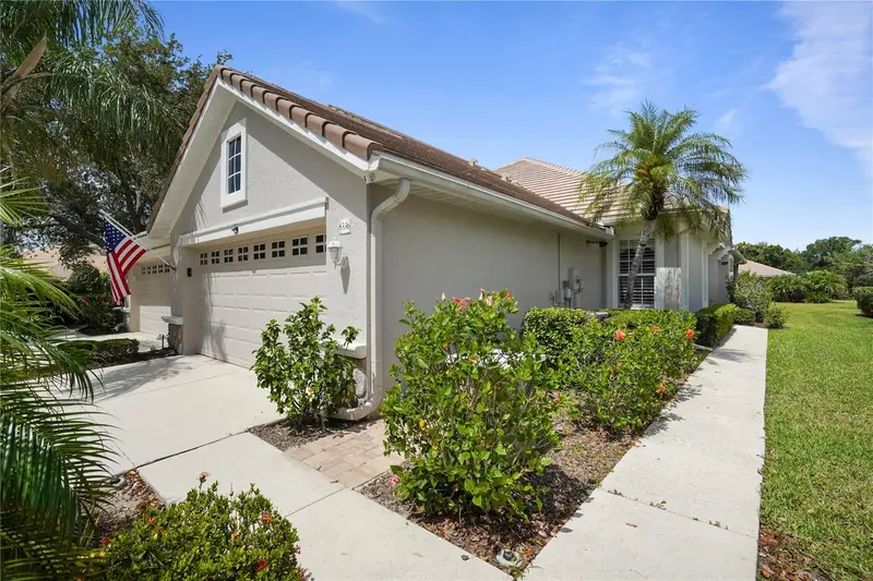 8336 Tartan Fields Cir, FL
