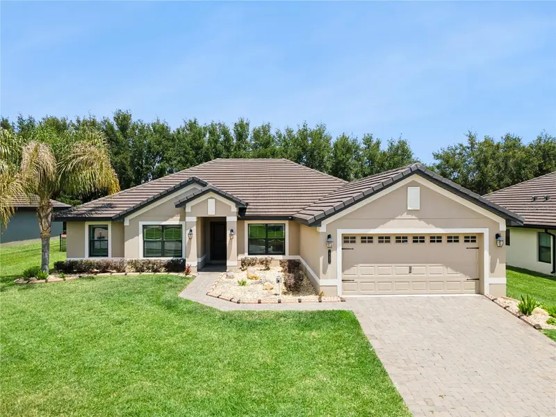 447 Lake Vista Dr, FL