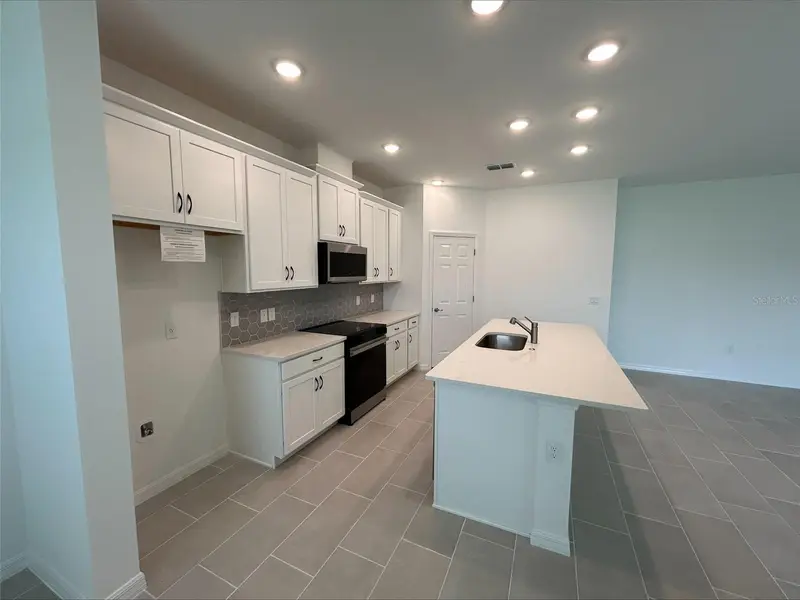 2005 Education St, FL