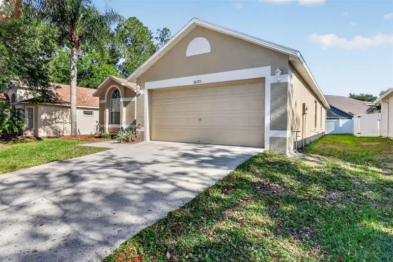 30723 Birdhouse Dr, FL